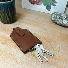 Load image into Gallery viewer, Leather Key Holder