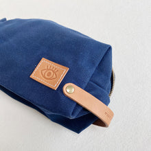 Load image into Gallery viewer, Large Waxed Canvas Dopp Kit #114