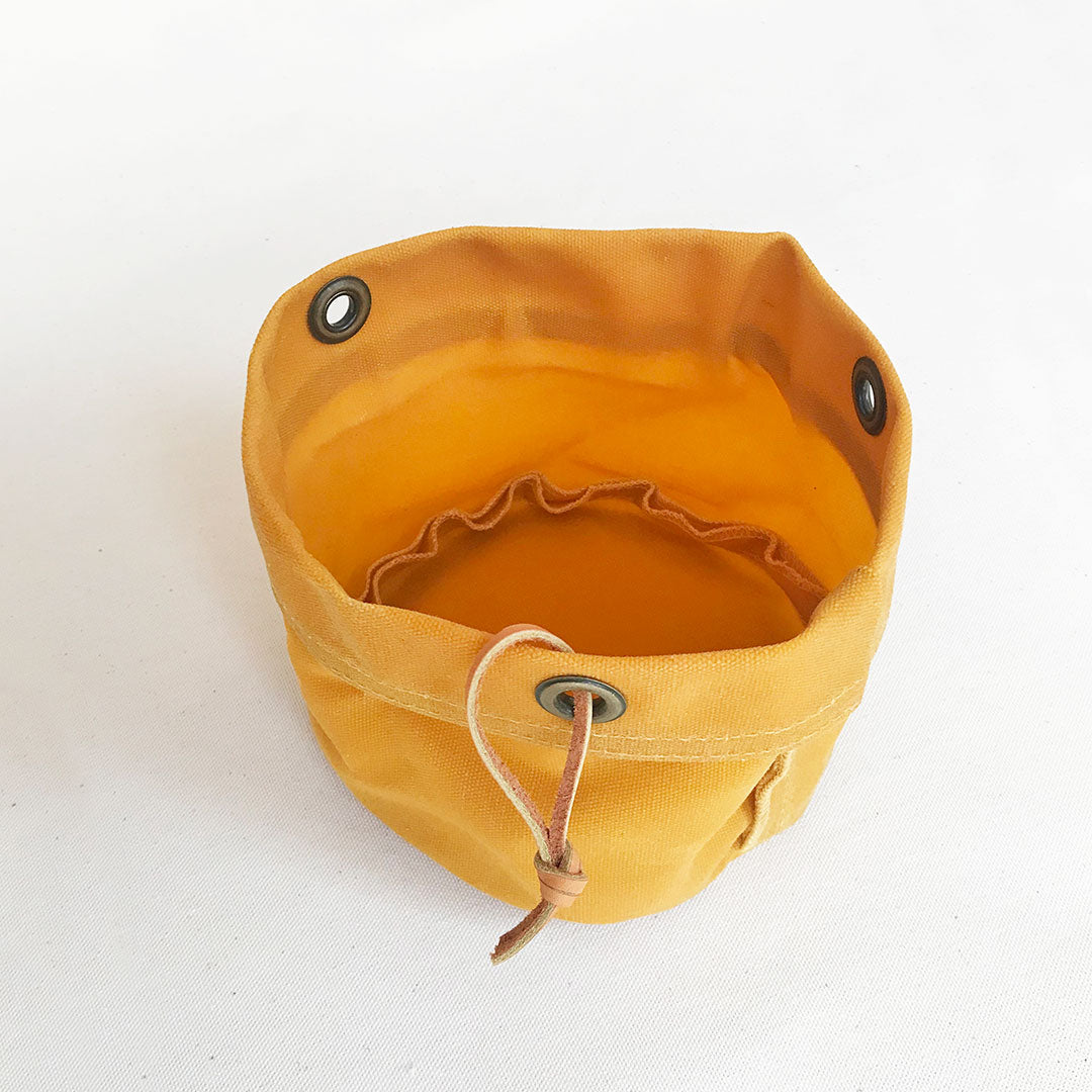 Medium Waxed Canvas Planter 101 Winter Session