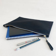 Load image into Gallery viewer, Medium Waxed Canvas Zip Folio #112