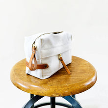 Load image into Gallery viewer, Canvas Dopp Kit