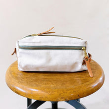 Load image into Gallery viewer, Canvas Dopp Kit