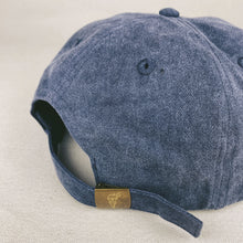 Load image into Gallery viewer, Winter Session 5 Panel Hat