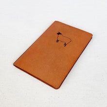 Load image into Gallery viewer, Simple Leather Notebook Cover
