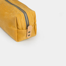 Load image into Gallery viewer, Waxed Canvas Dopp Kit