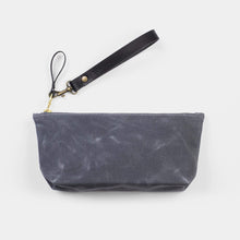 Load image into Gallery viewer, Medium Zip Bag w/ Leather Wristlet
