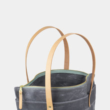 Load image into Gallery viewer, Waxed Canvas Zipper Tote Bag

