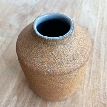 Load image into Gallery viewer, Ceramic Bud Vase
