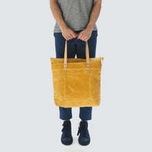Load image into Gallery viewer, Waxed Canvas Zipper Tote Bag
