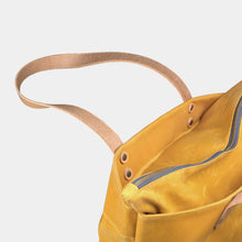 Load image into Gallery viewer, Waxed Canvas Zipper Tote Bag
